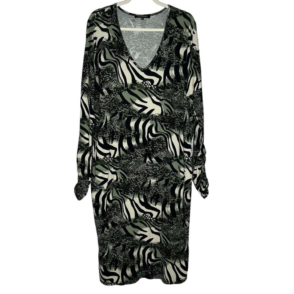Isle Jacobsen Abstract Animal Print Long Sleeve Jersey Knit Lagenlook Midi Dress - Picture 2 of 13